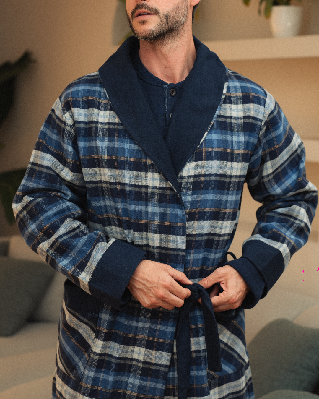 Classic plaid men's robe, cool shawl, rotary castor