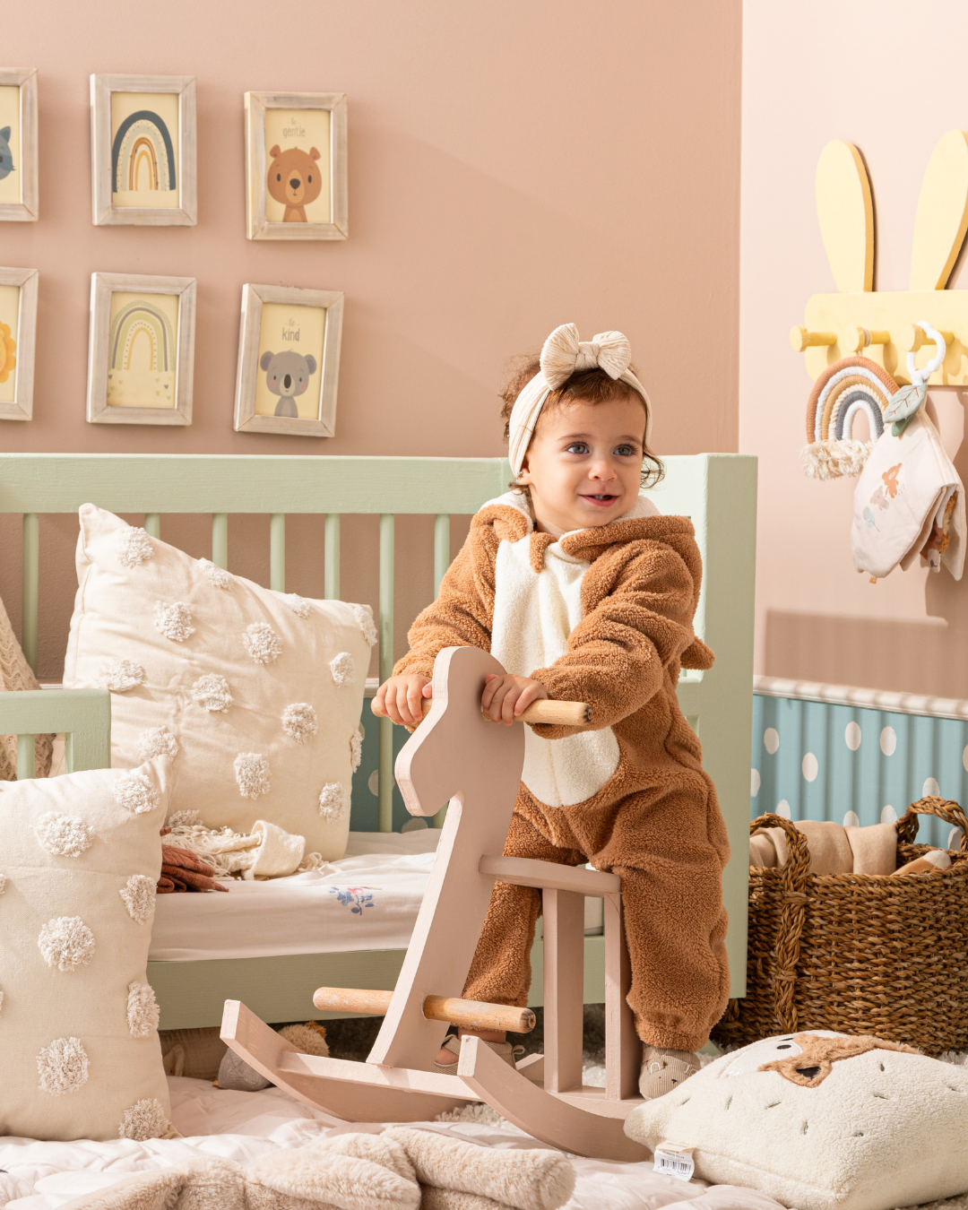 Deer Jumbsuit Baby jumpsuit with cabochon and fur zipper