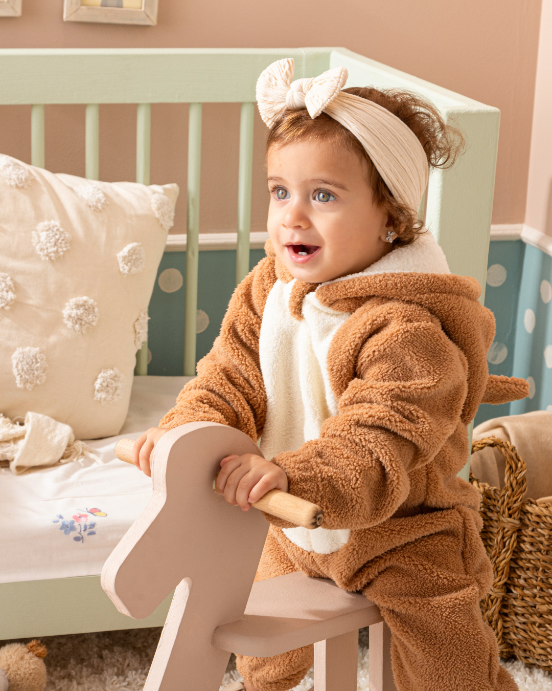 Deer Jumbsuit Baby jumpsuit with cabochon and fur zipper