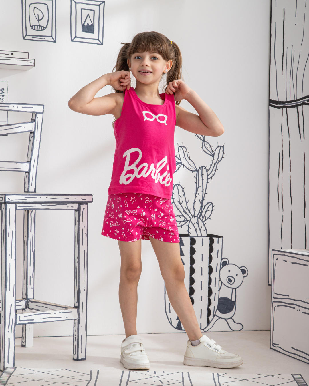 Barbie Girls' pajamas, T-shirt and Barbie shorts