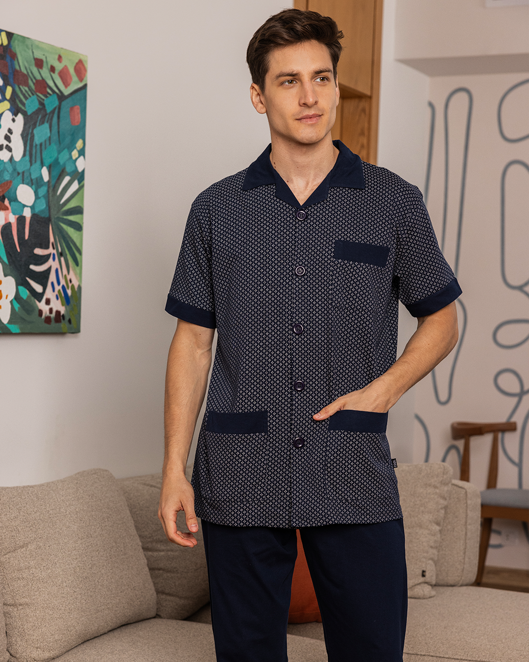 Classic men's pajamas with open half-sleeve buttons and diamond trousers