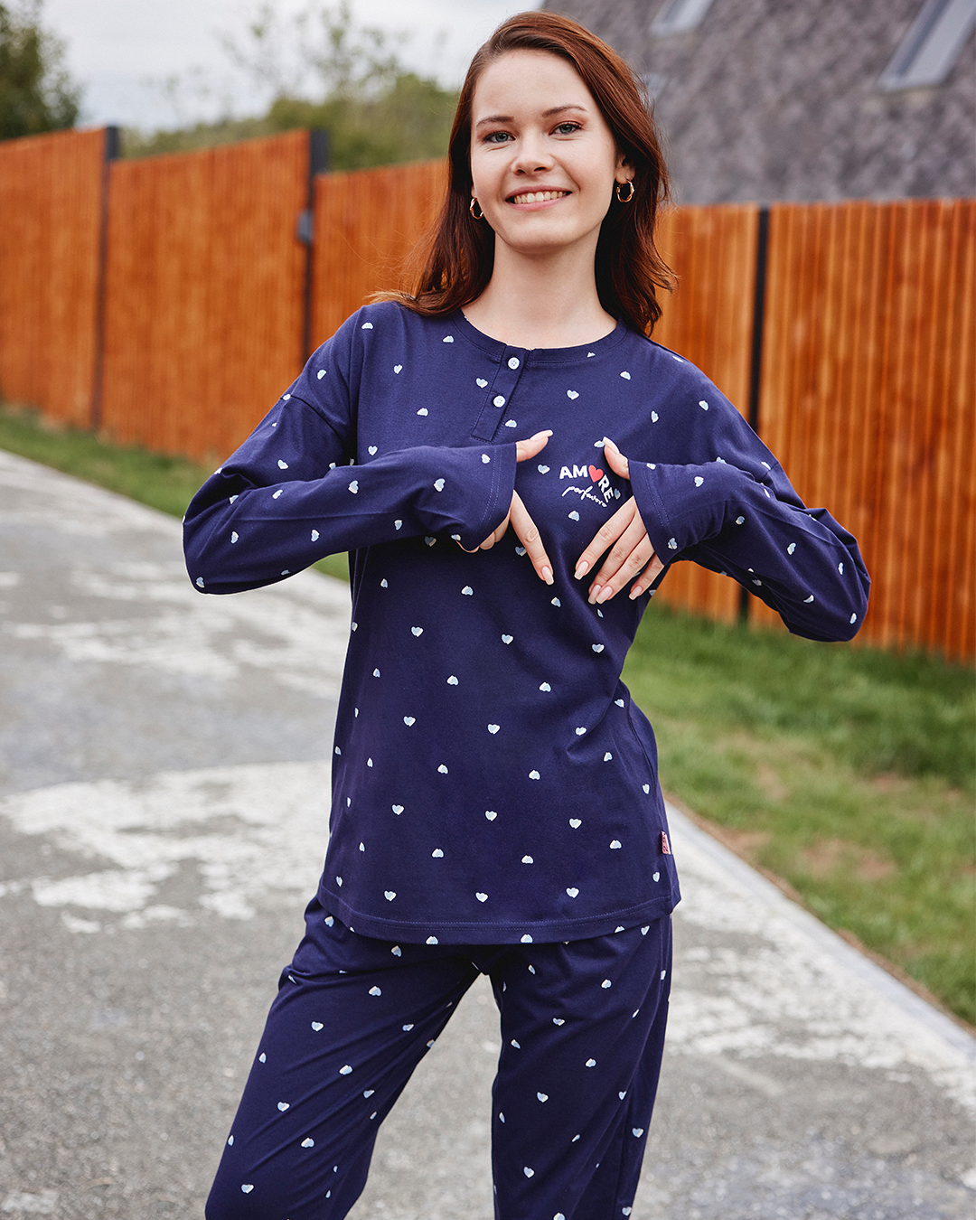 AMORE Women's long sleeve pajama with buttons Thermal Fabric