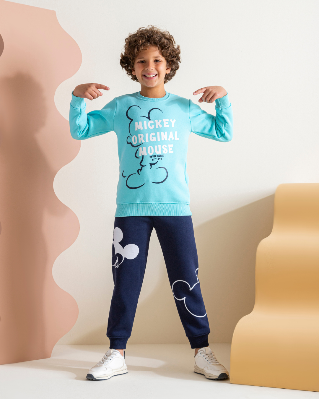 Mickey print pajamas for boys