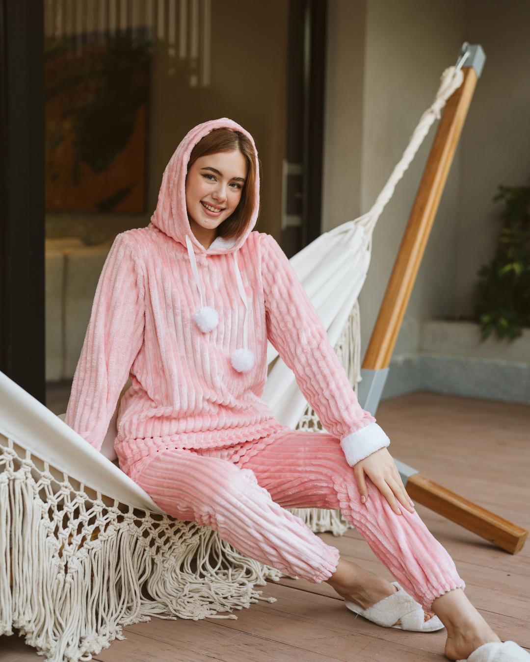 Fur & Polar women's pajamas with a cabochon * white fur