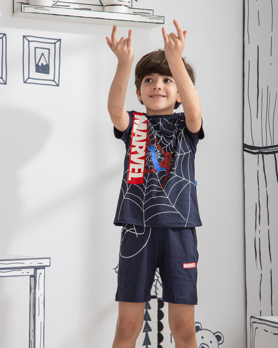 Spiderman and the web My children's pajamas, half a sleeve