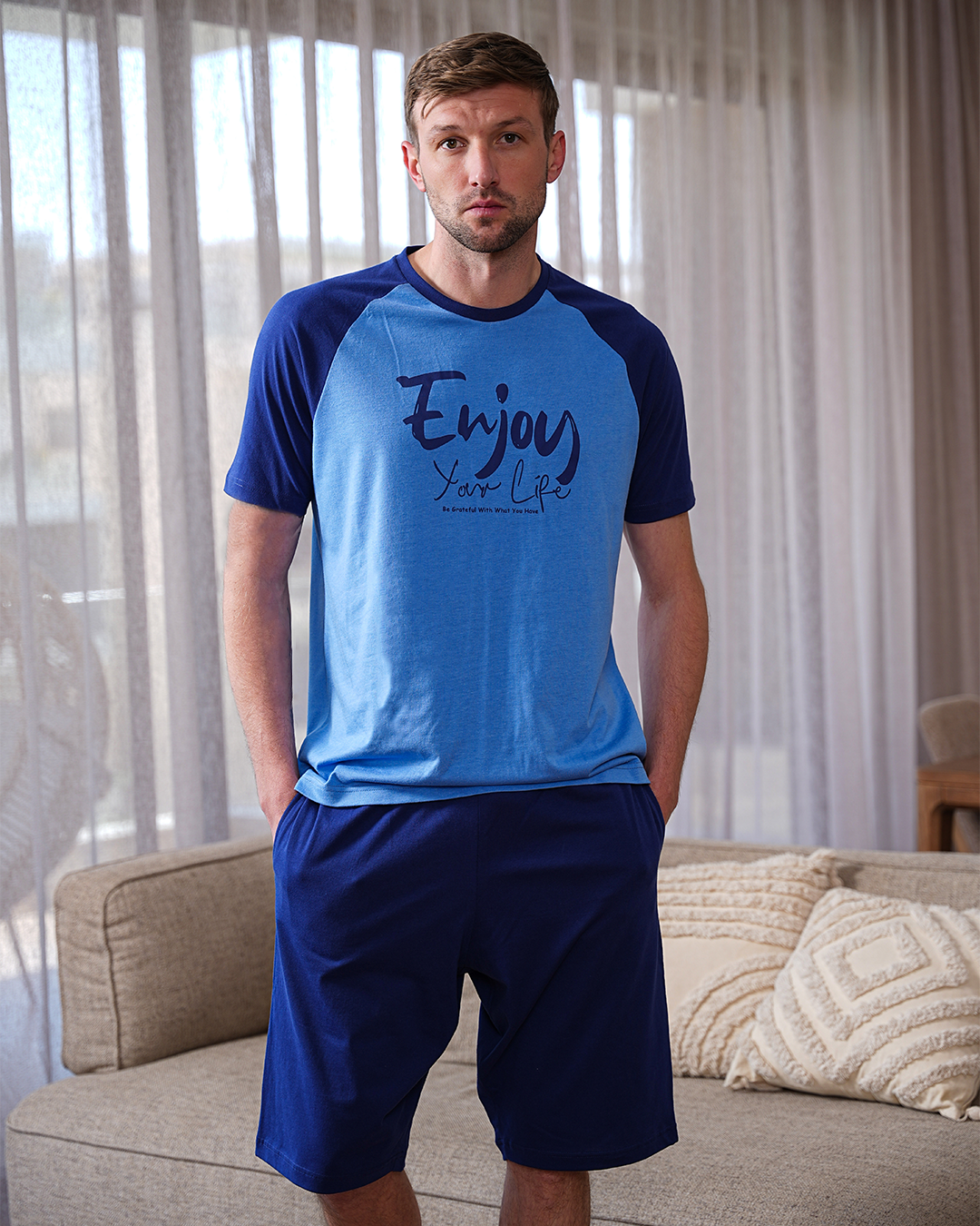 Plain men's pajamas, T-shirt printed on the chest, half sleeves, and shorts