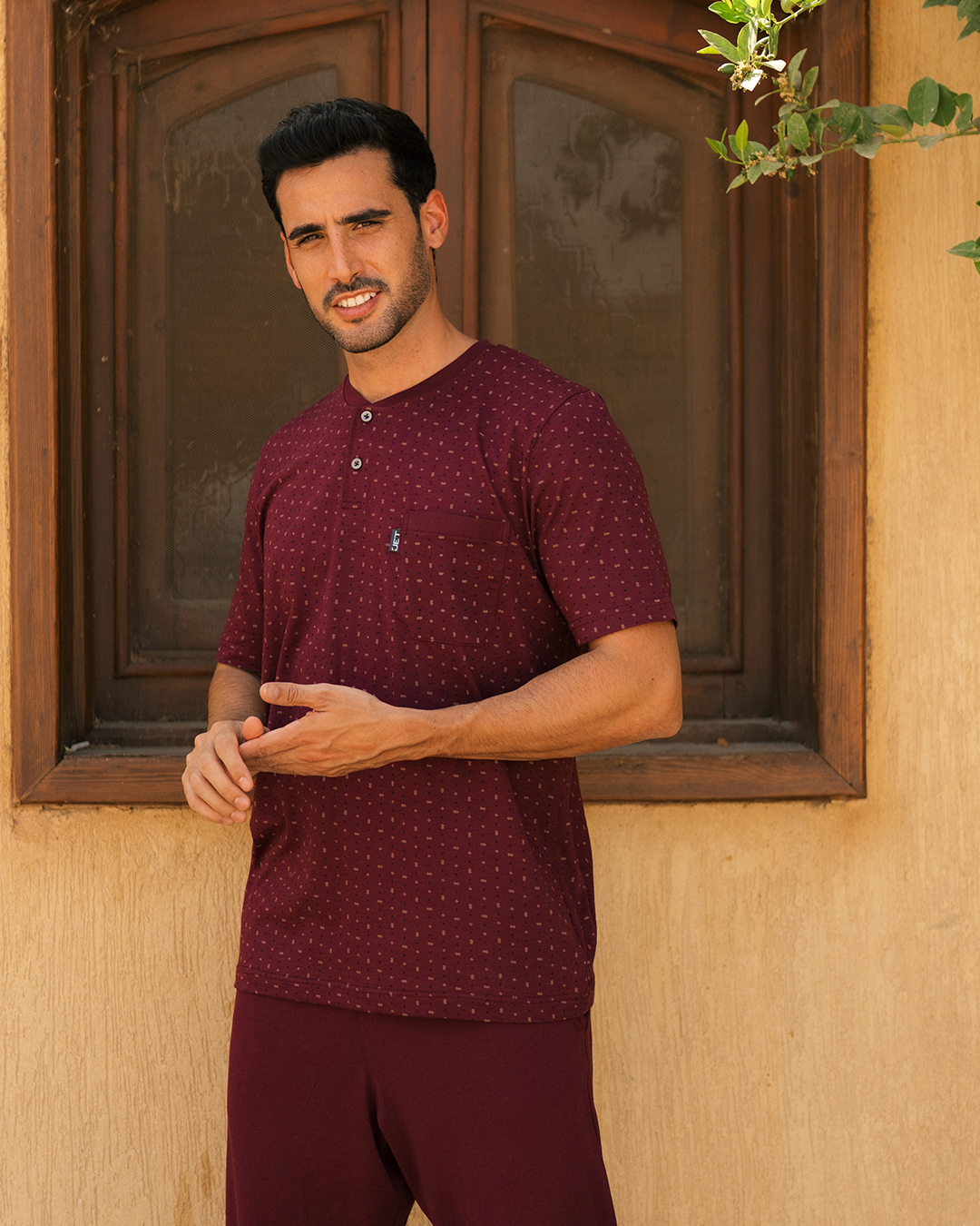 Men's pajamas, half-sleeve T-shirt and Sambox printed trousers