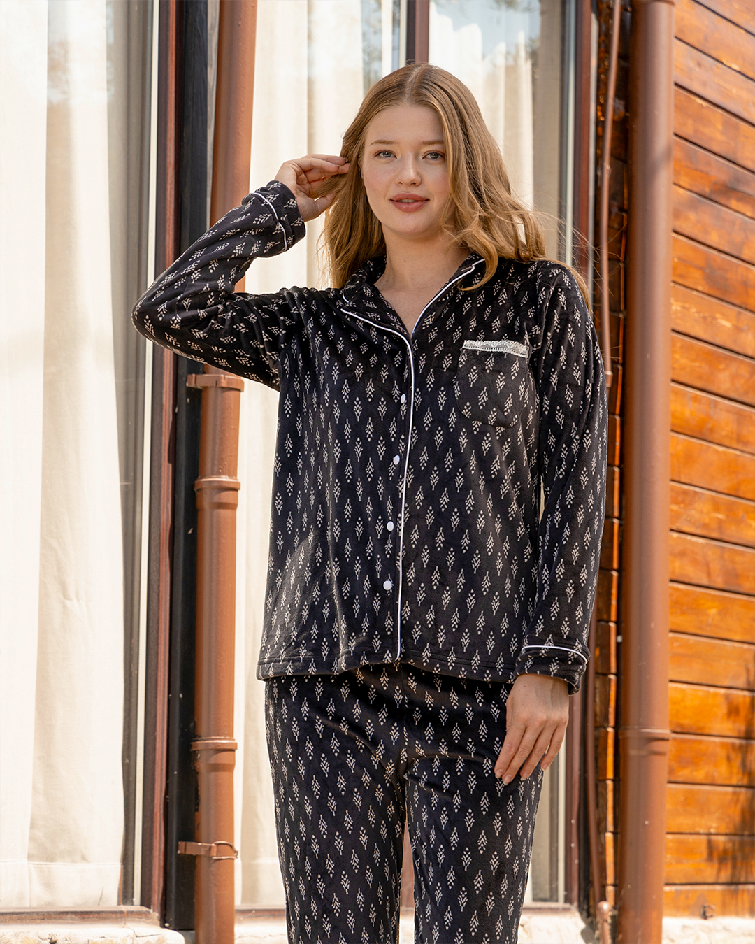 Andalusian art Women's Button-Up Pajama