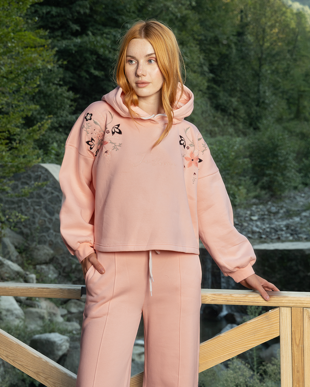 Je Taime Women's Milton pajamas with a cabochon and wide trousers