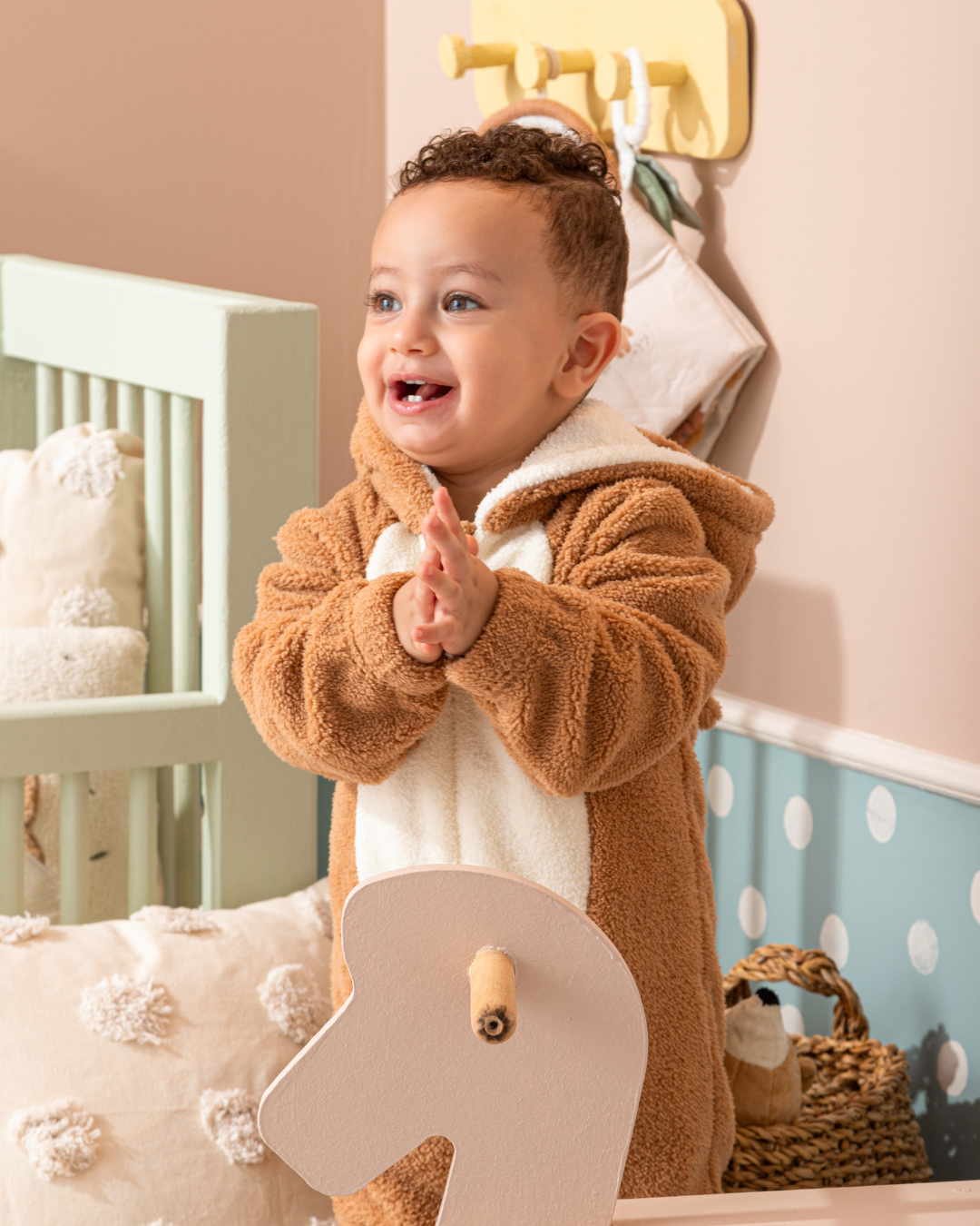 Deer Jumbsuit Baby jumpsuit with cabochon and fur zipper