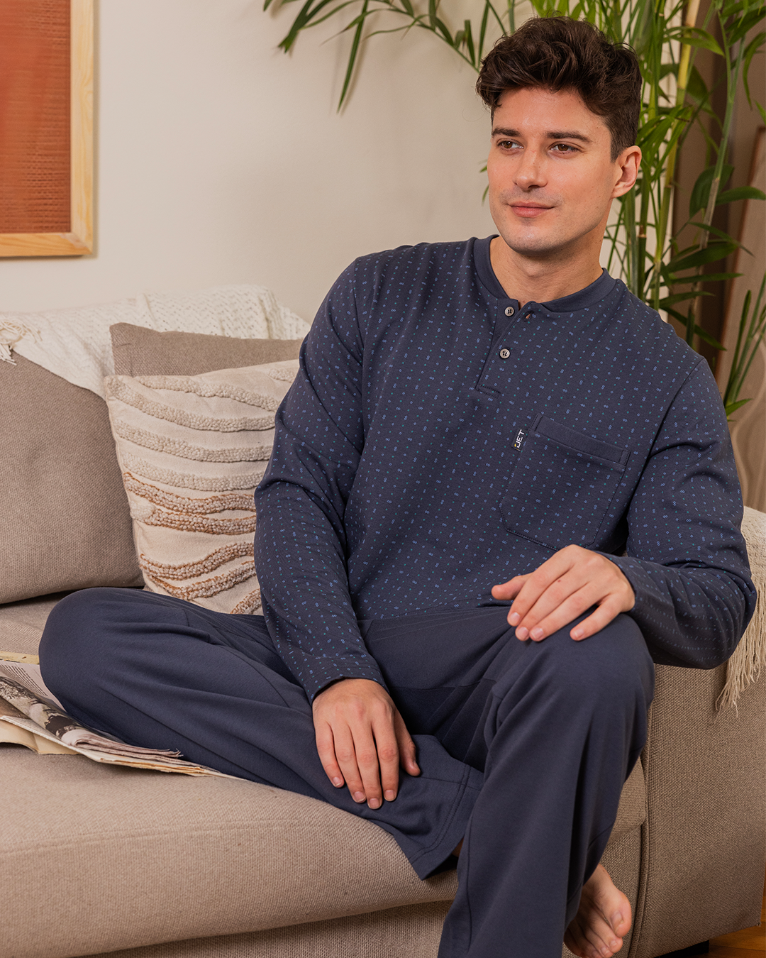 Men's pajamas, printed T-shirt, long sleeve, round neck, button-down collar, chest pocket and pants