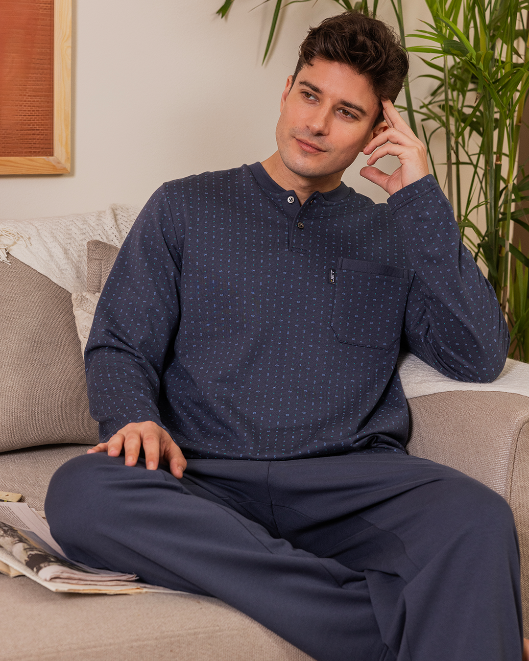 Men's pajamas, printed T-shirt, long sleeve, round neck, button-down collar, chest pocket and pants