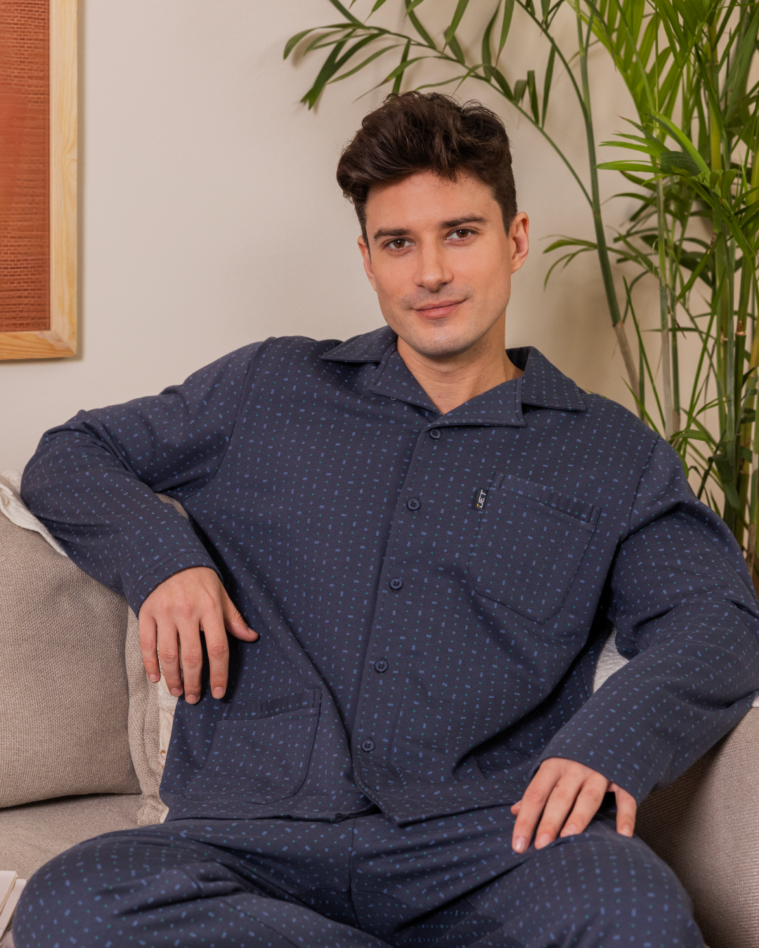 Men's classic printed pajamas, open chest pocket, long sleeves, and printed pants