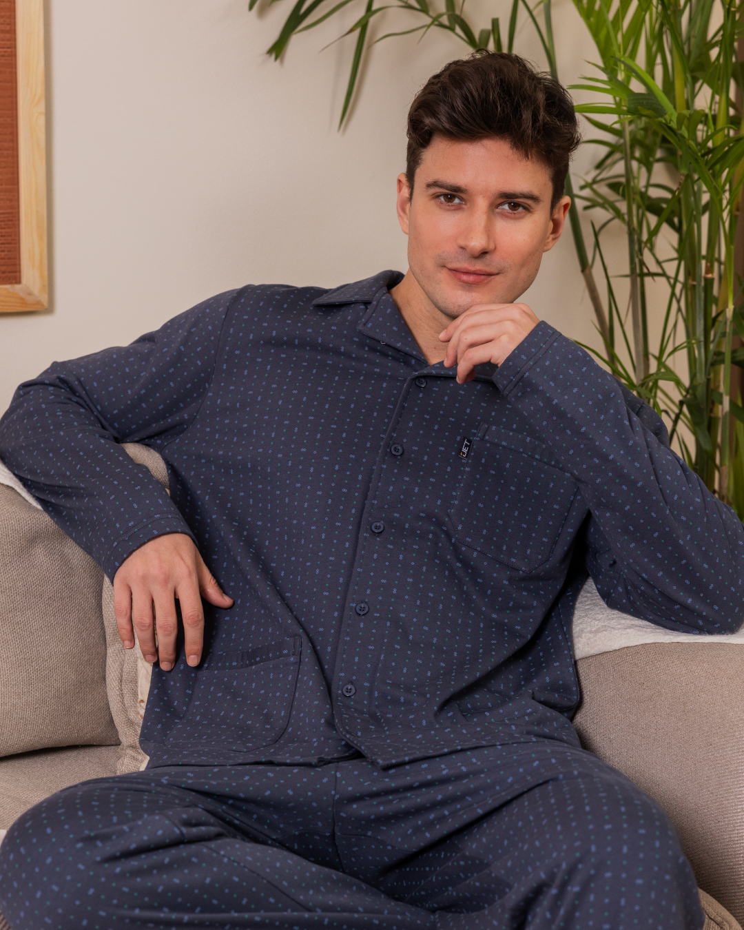 Men's classic printed pajamas, open chest pocket, long sleeves, and printed pants