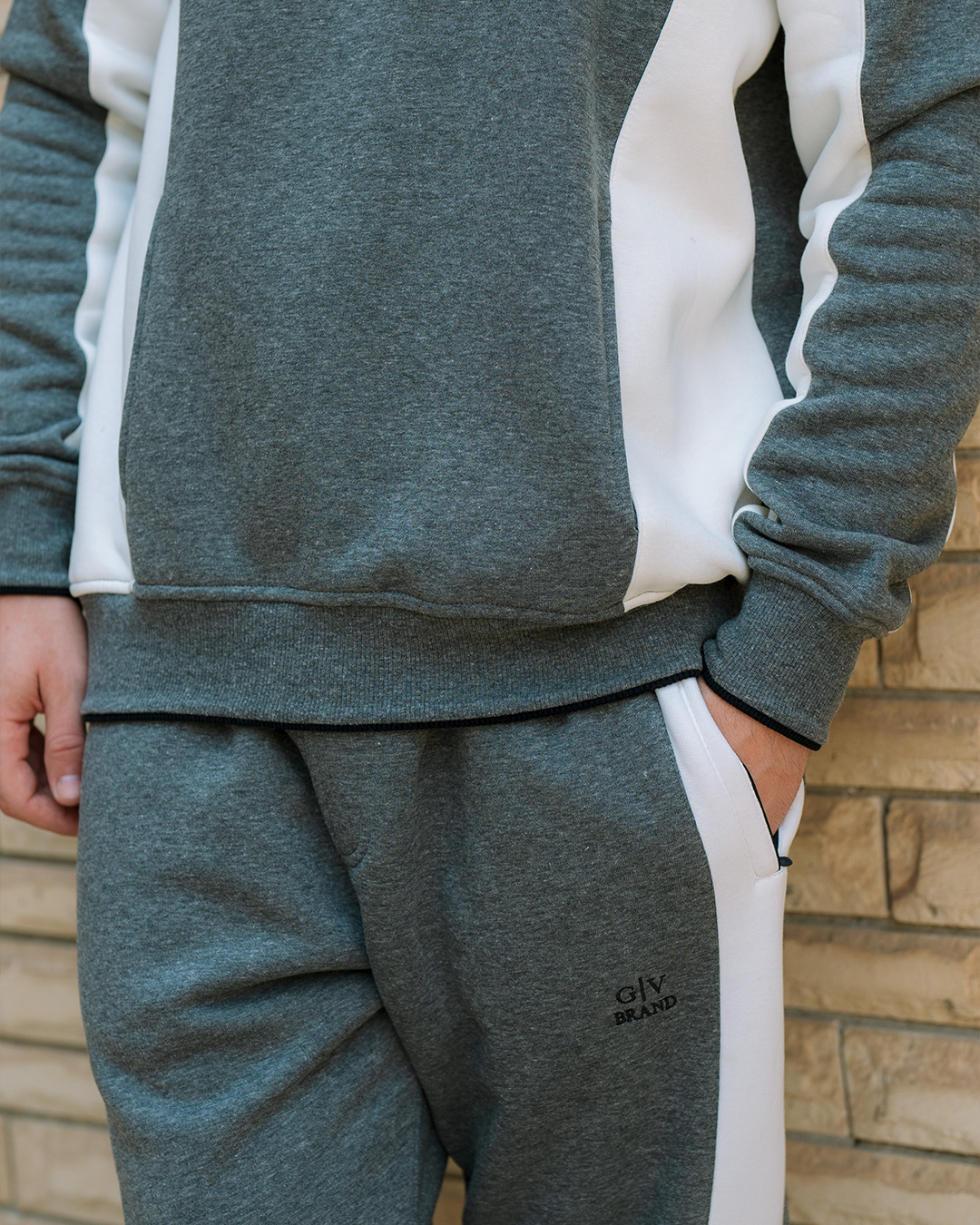 Be positive Men's pajamas with hood and pockets, printed on the chest