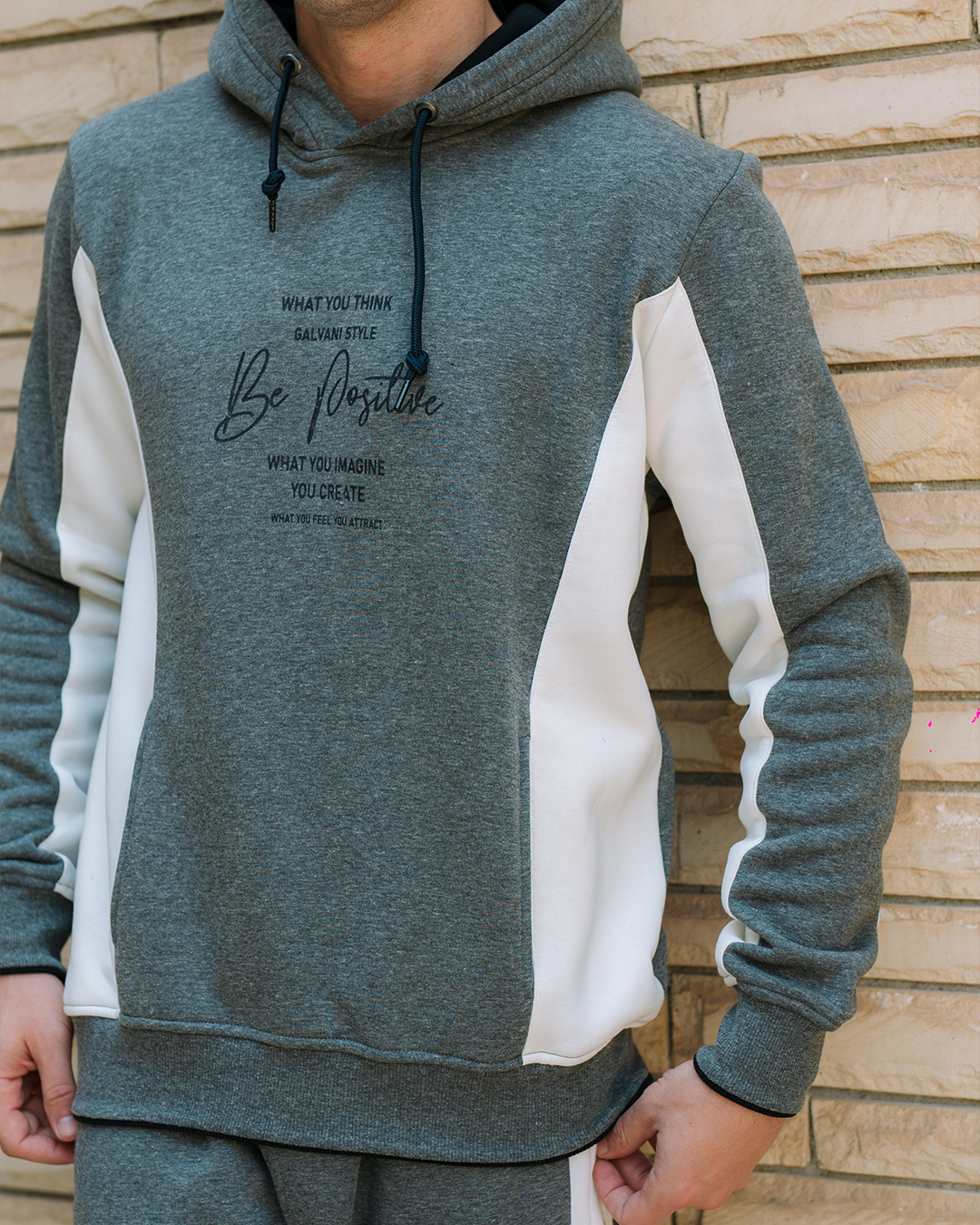 Be positive Men's pajamas with hood and pockets, printed on the chest