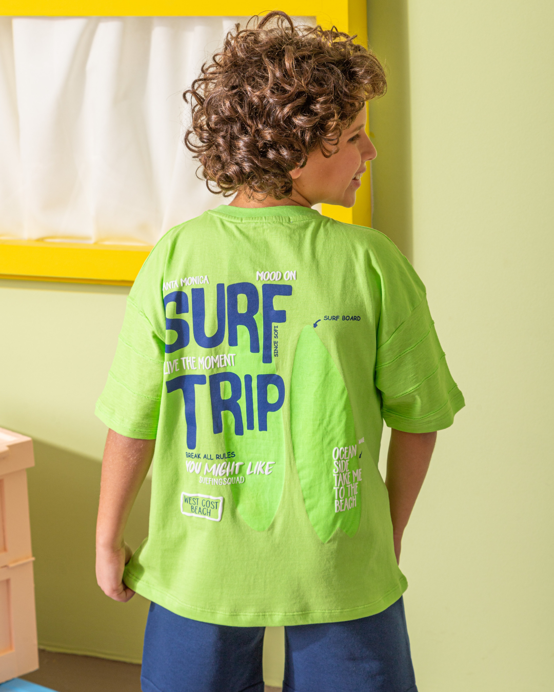 Surf Trip بيجامة اولادي وسط