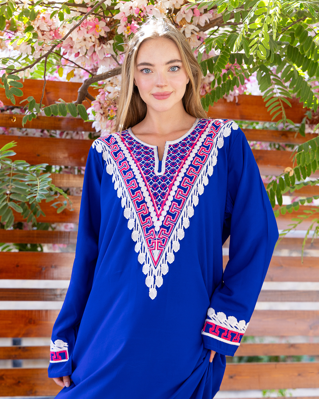 Viscose embroidered triangle H shirt