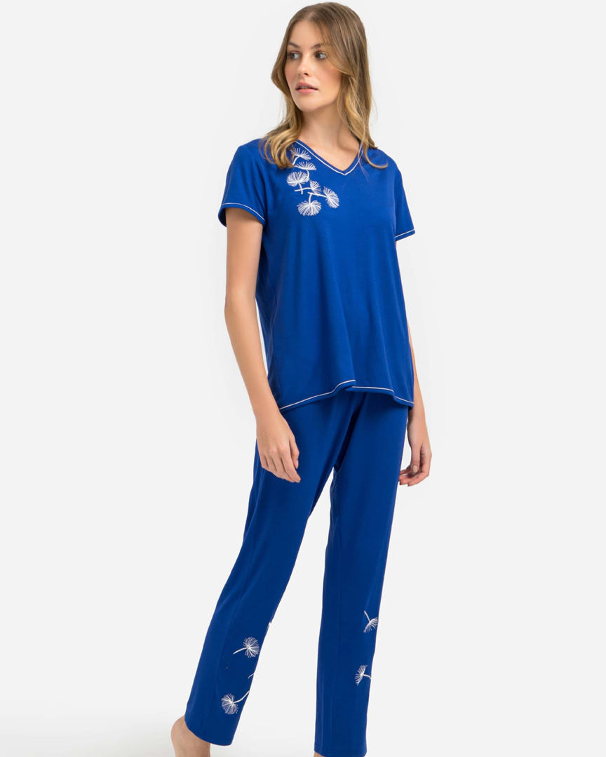 Floral trousers on the shoulder V pajamas for women