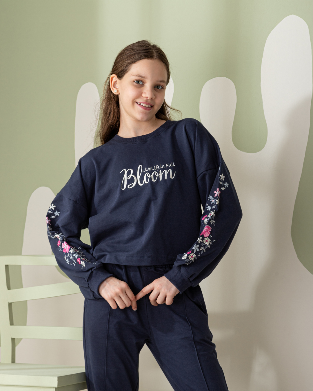 Bloom girls' pajamas with puff sleeves and trousers