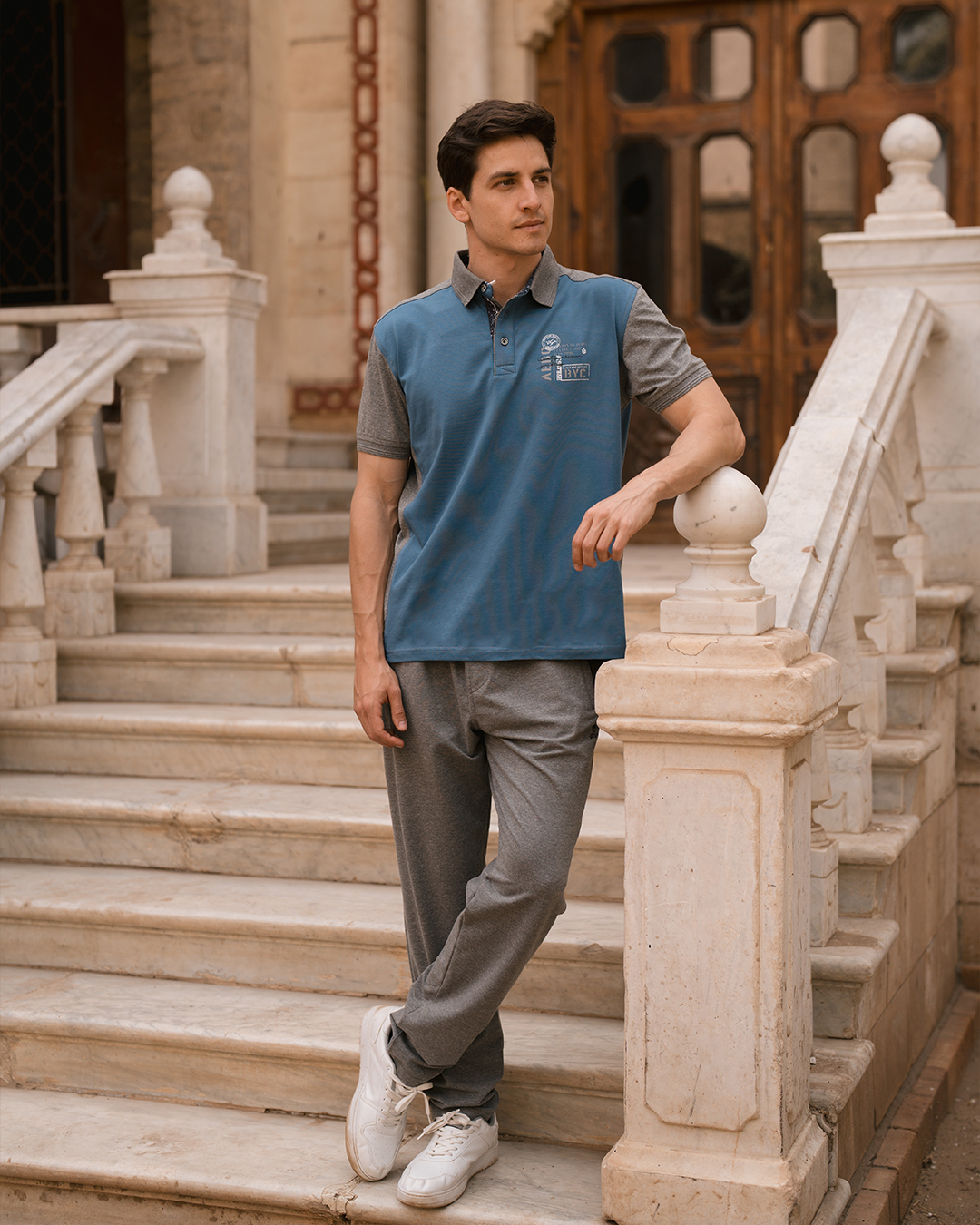 BYC galvani men's pajamas with a collar and printed buttons on the chest