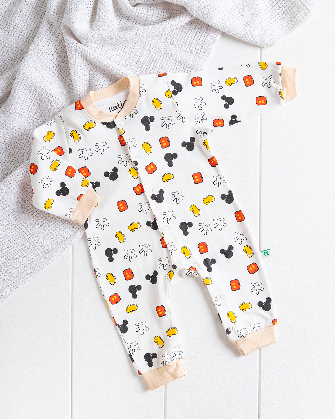 Children's jumpsuit, Mickey Mouse shapes