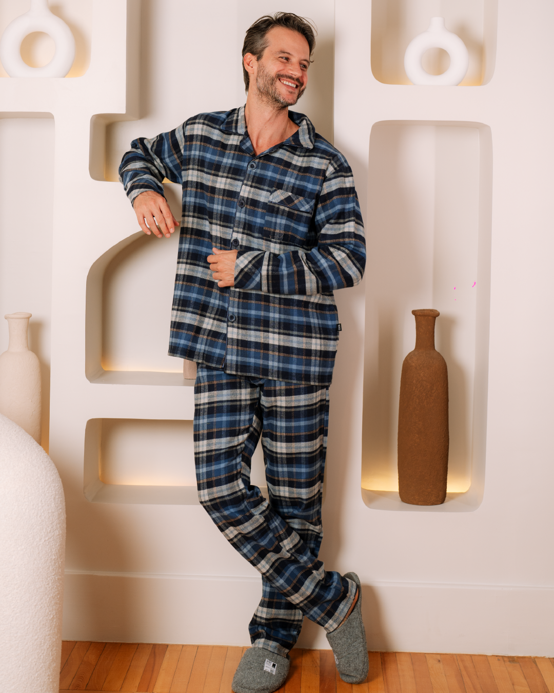 Men's classic open pajamas with laser buttons and rotary check pants