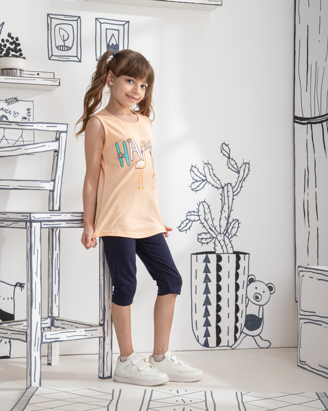 Girls' swan print pajamas