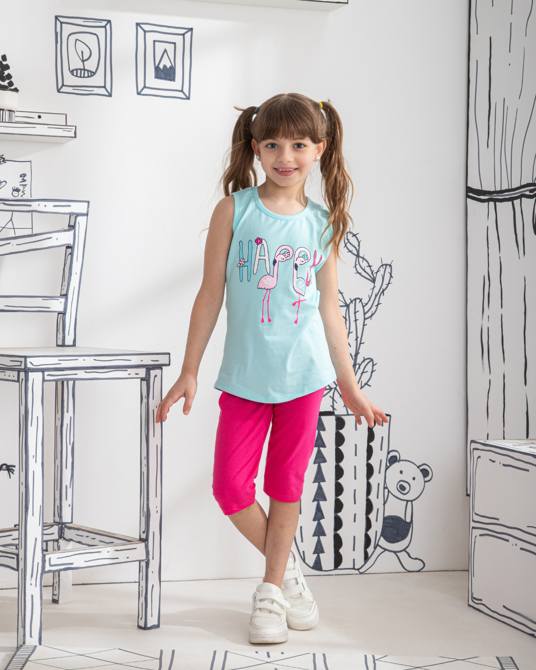 Girls' swan print pajamas