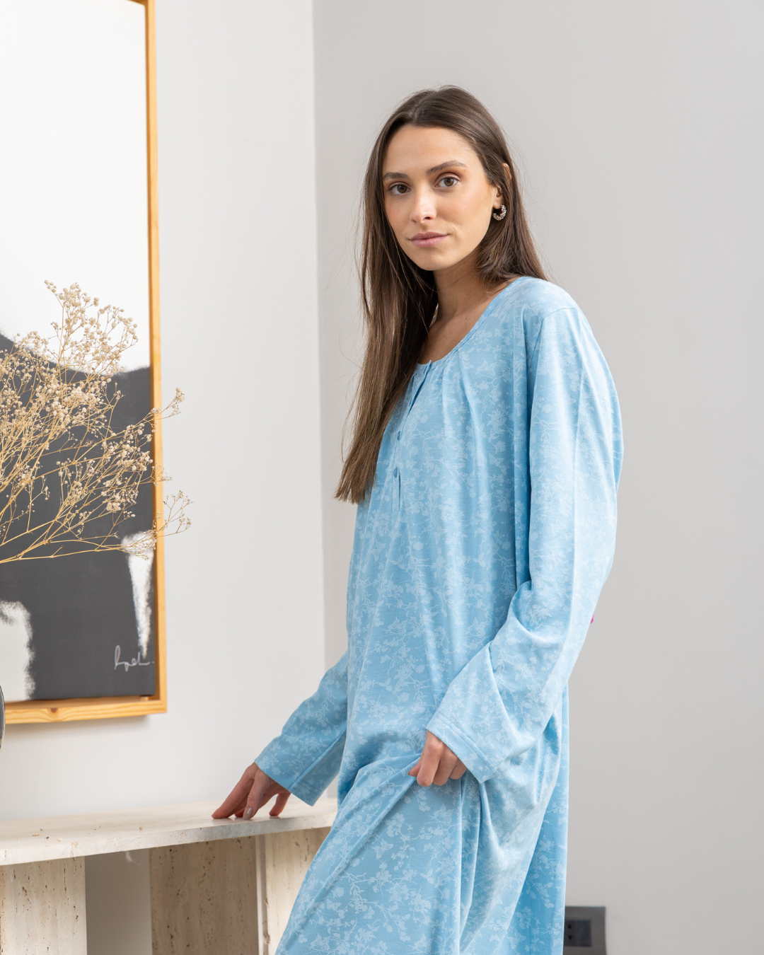 Women's long-sleeved rhubarb nightshirt with butterflies print buttons