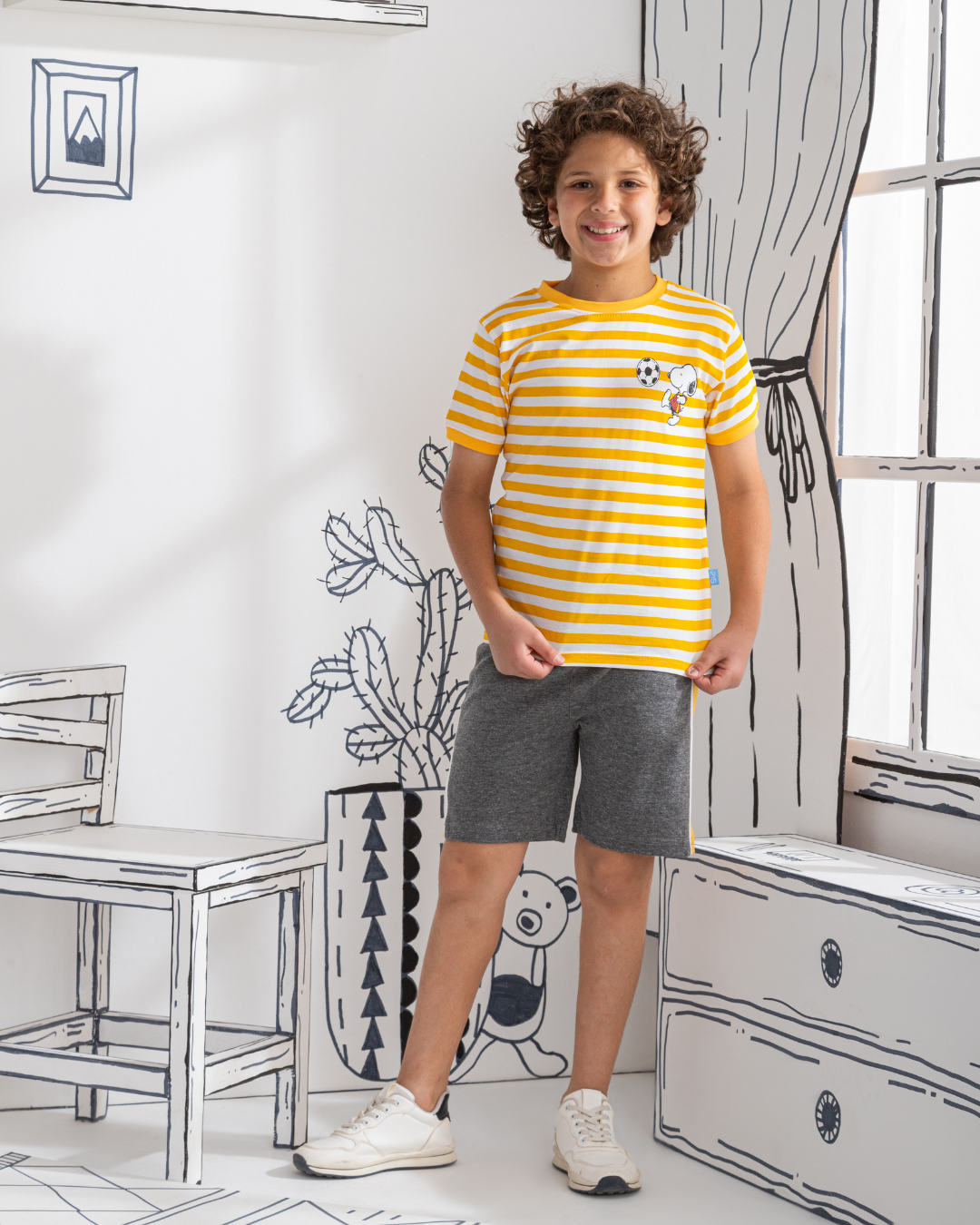 Snoopy Football Children's pajamas for boys, half sleeves and shorts