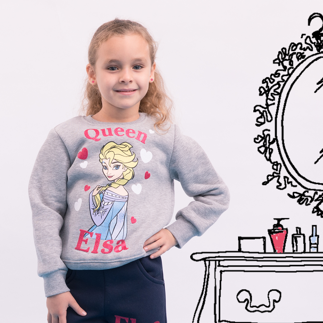 Queen Elsa girls' pajamas with hearts