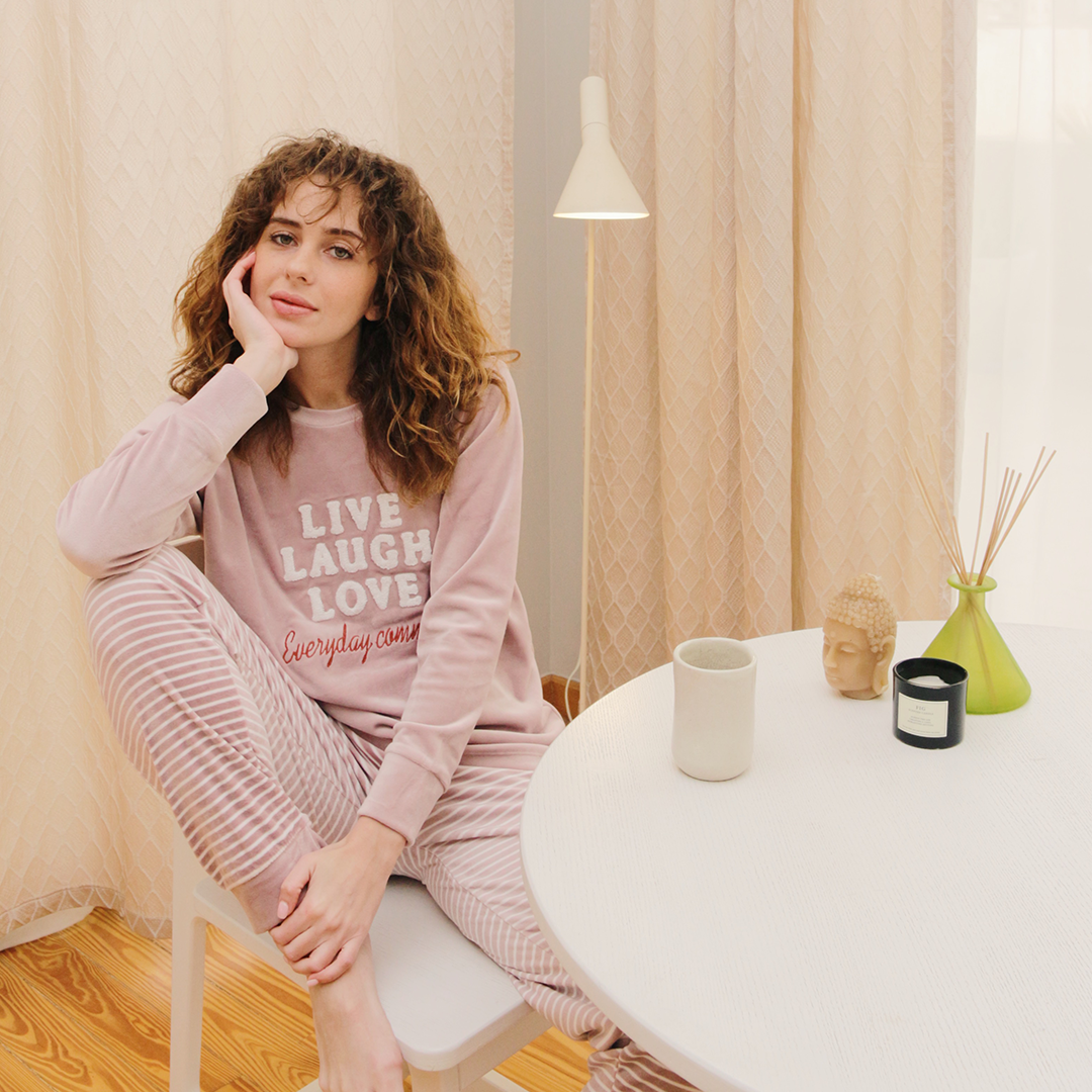 LIVE LAUGH LOVE Women's pajamas