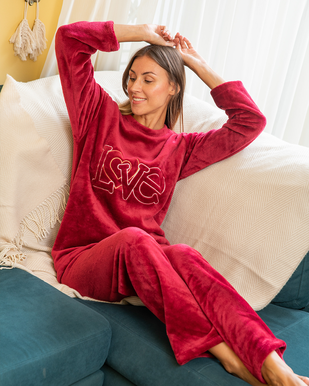 Love women's pajamas embroidered with a polar heart