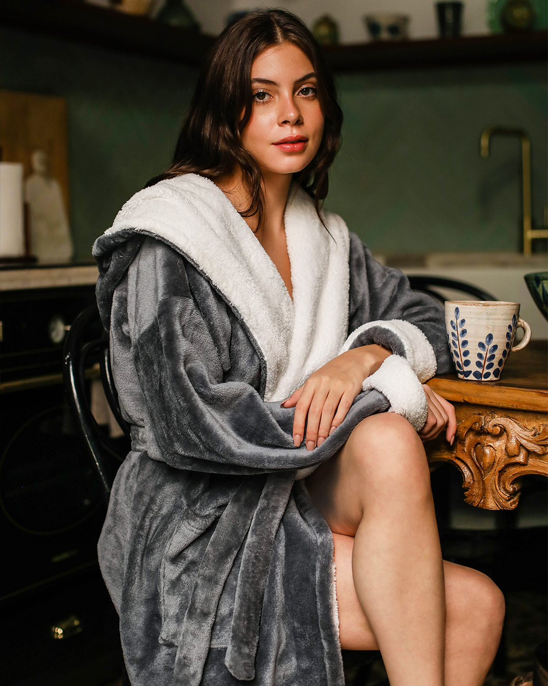 Women's robe with Polar Hood * Fur