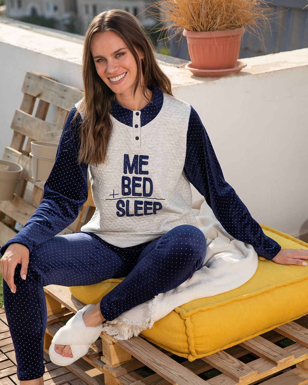 me+bed=sleep Women's pajamas