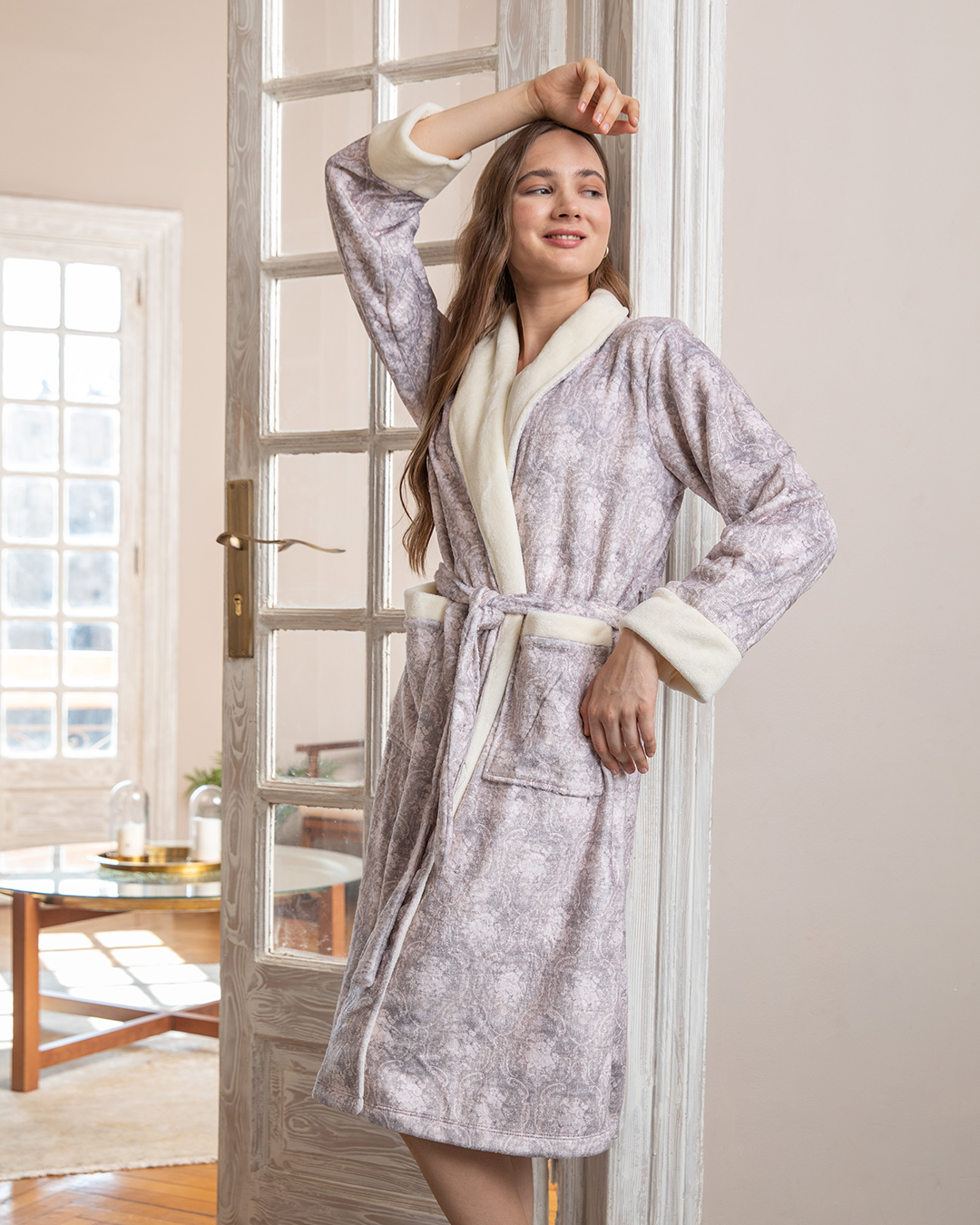 Women's short robe, cashmere shawl