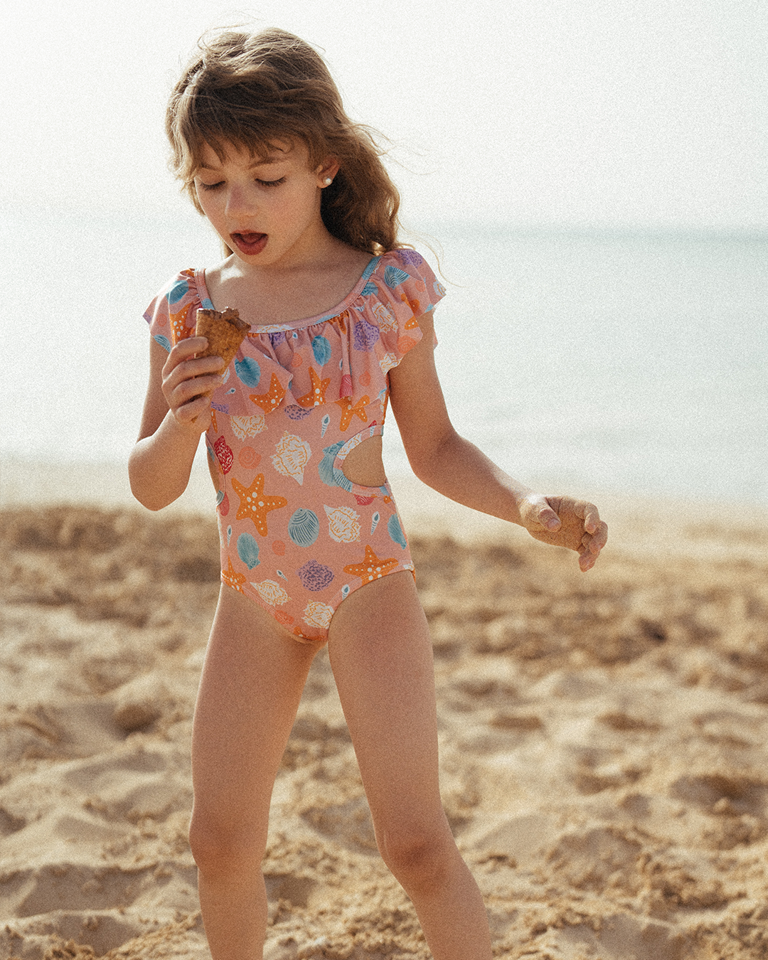 Girls' swimsuit with sea bottom print