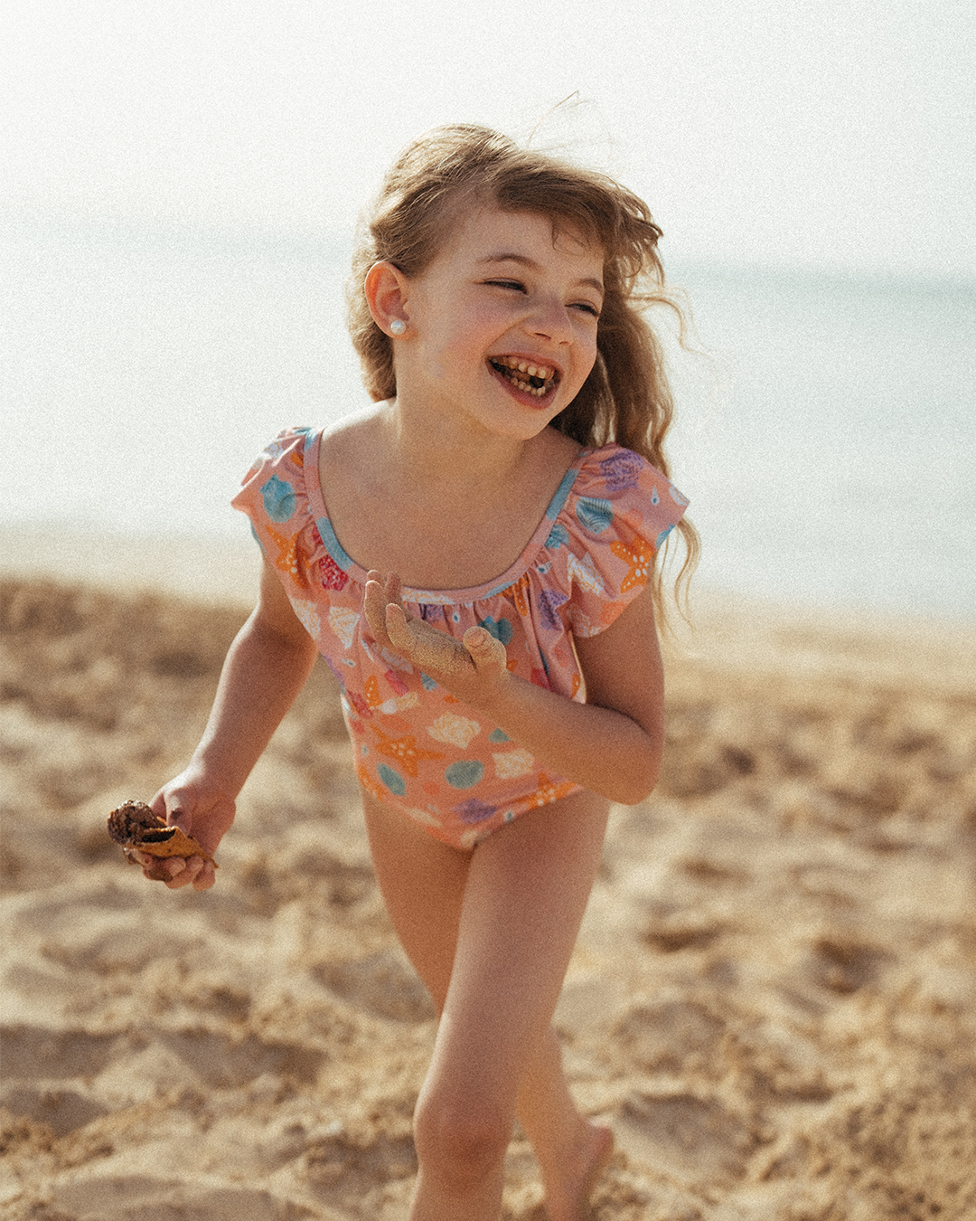 Girls' swimsuit with sea bottom print