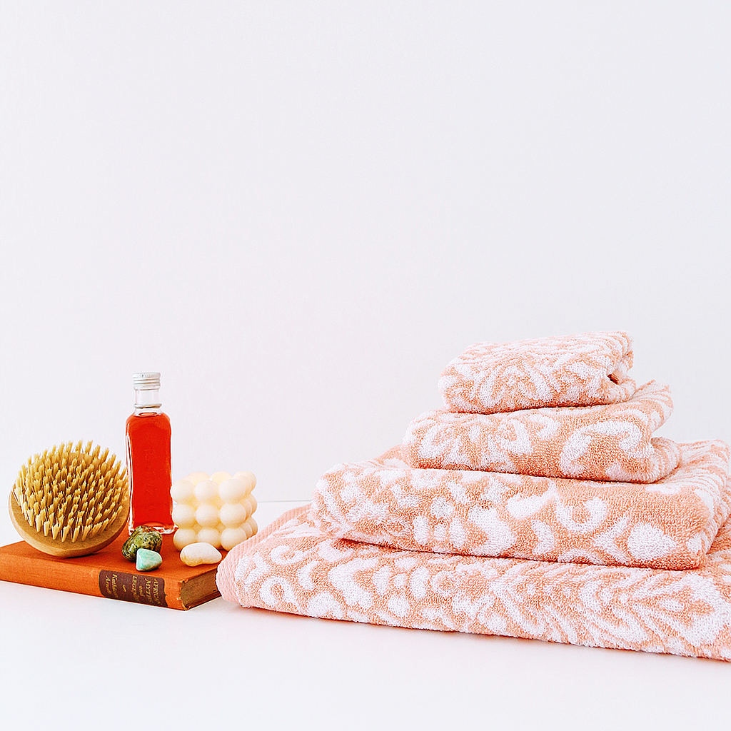 MEDALIION towels, size 60*40