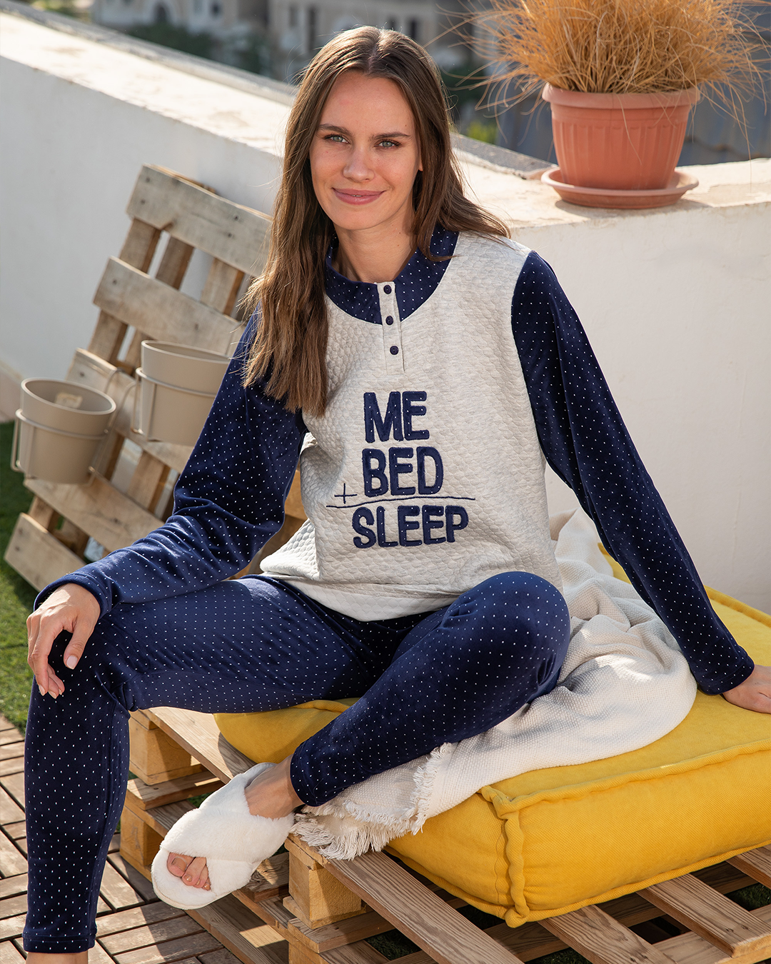 me+bed=sleep Women's pajamas