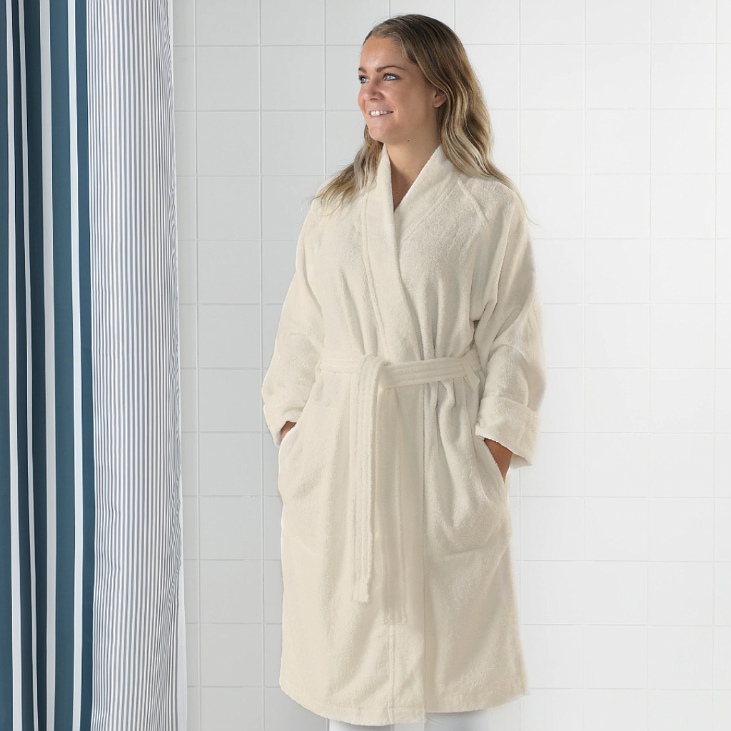 Plain cotton bathrobe