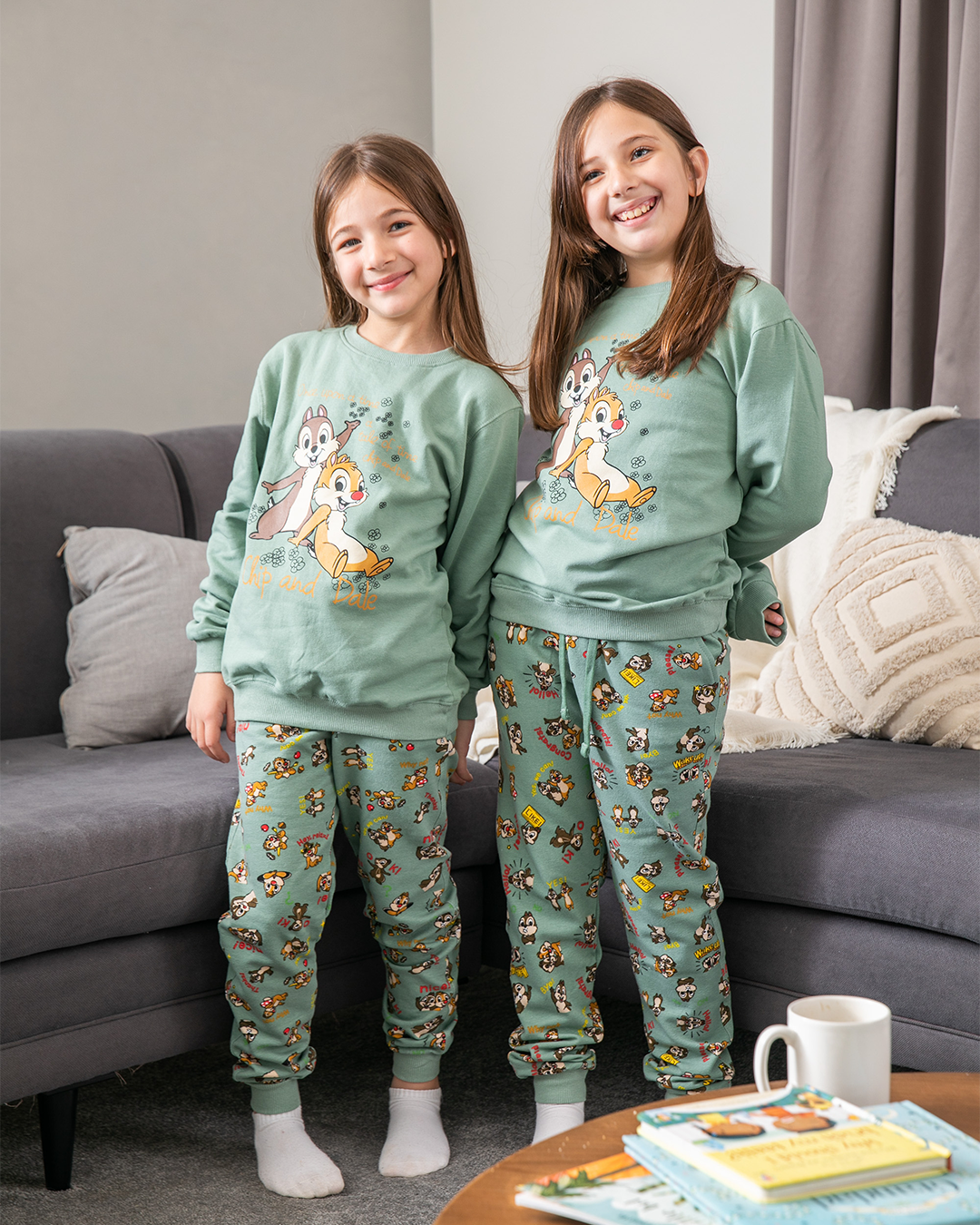  girls' pajamas, squirrels basic